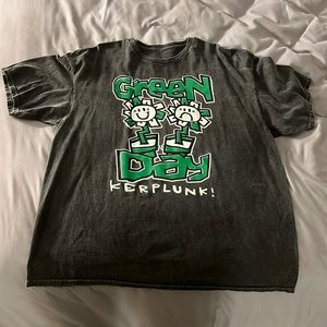 Urban Outfitters Green Day graphic tee